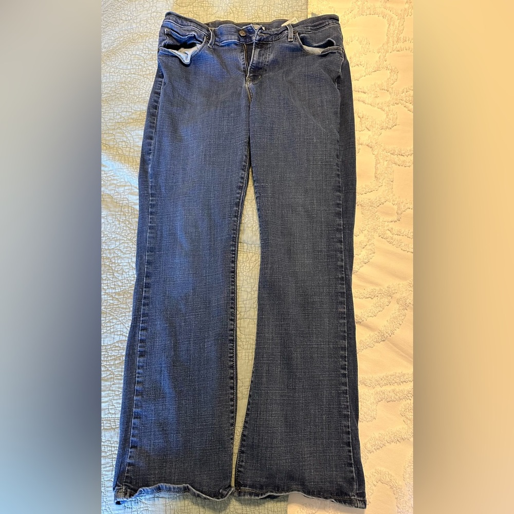 Levi jeans